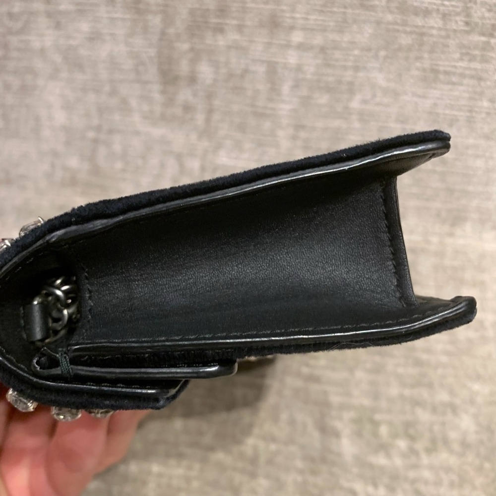 Gucci Black Crossbody Bag with Crystal Embellishments - Picture 9 of 9